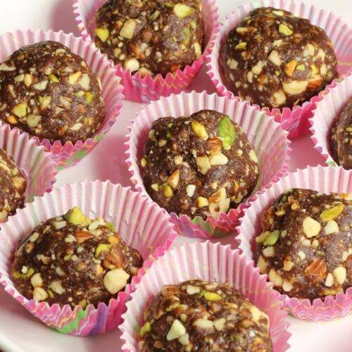Dates Laddu Box ( 5 nos)